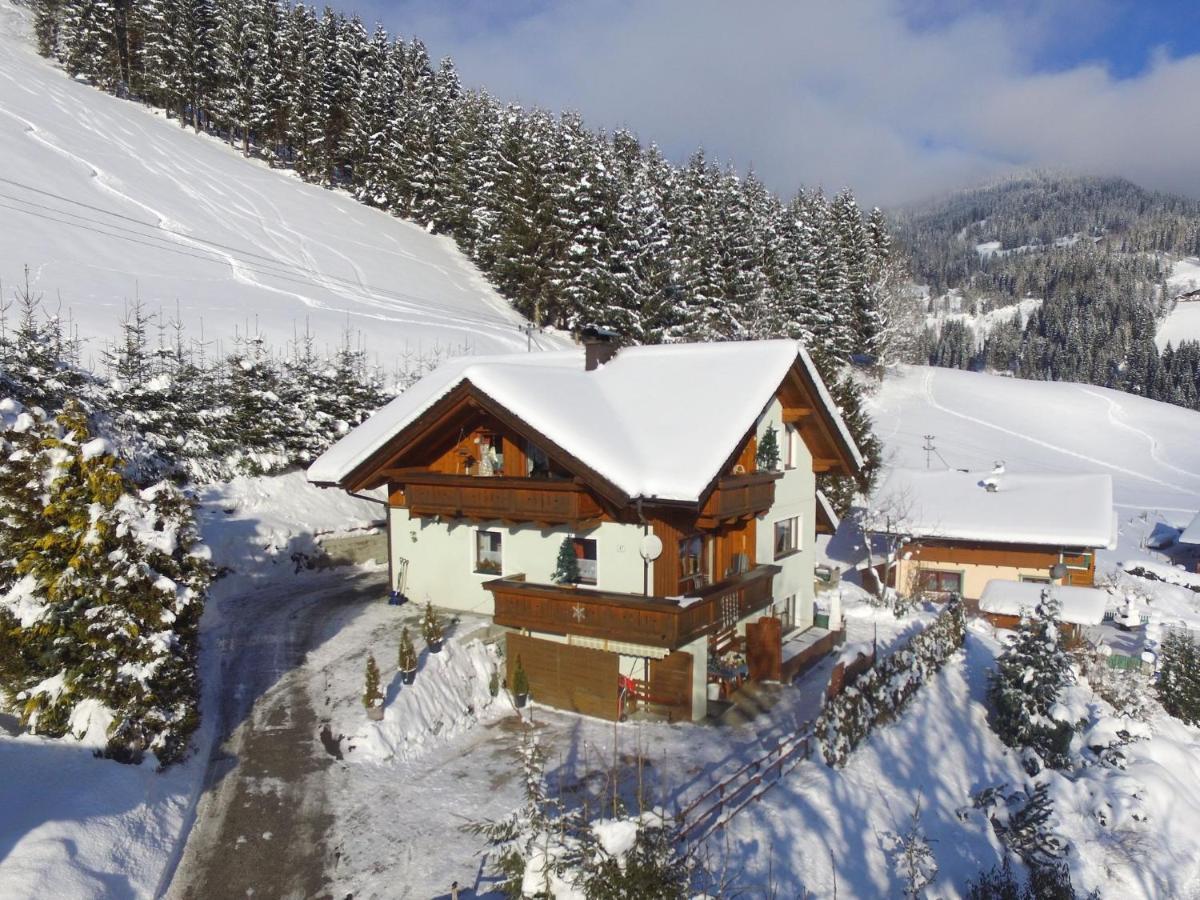 Sunny Holiday Flat With Balcony Wagrain Exterior photo